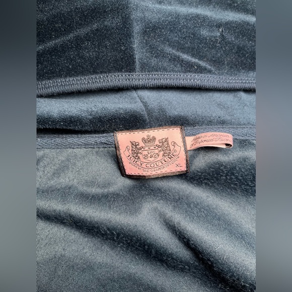 Juicy couture navy blue zip up - Picture 6 of 6